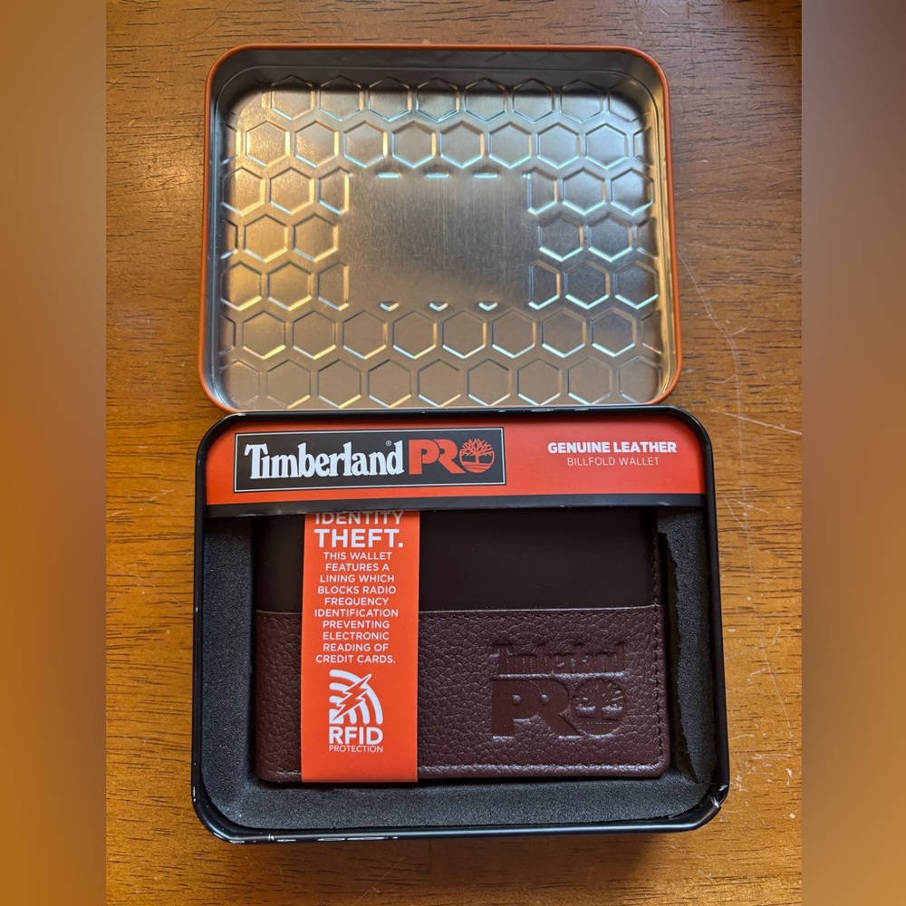 NWT Timberland Pro Genuine Leather Wallet